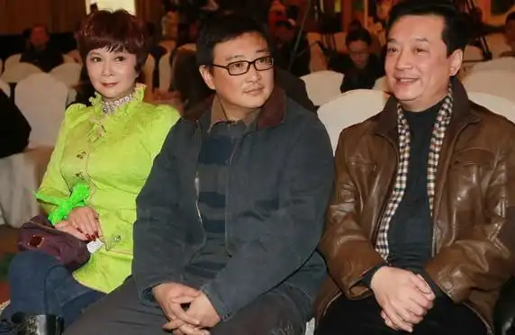 组图:著名相声演员王平因突发心脏病去世