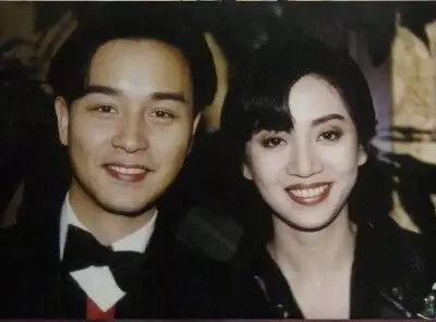 张国荣梅艳芳 合影