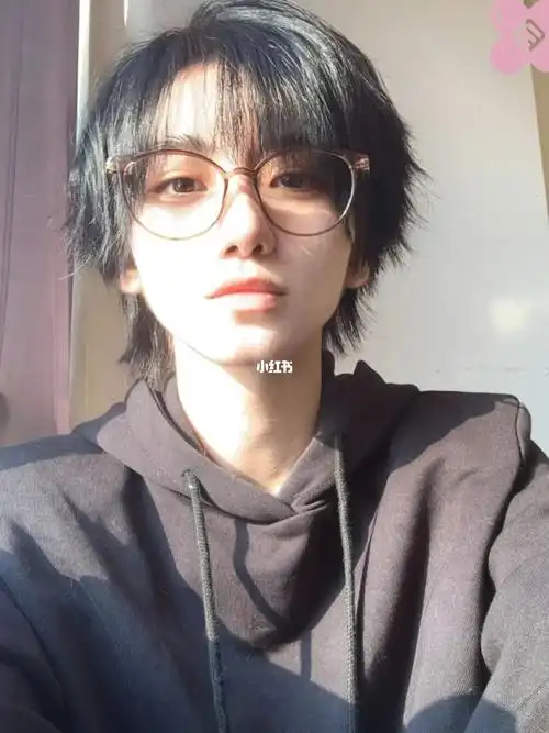 荣获2022年最佳少年感鲻鱼头