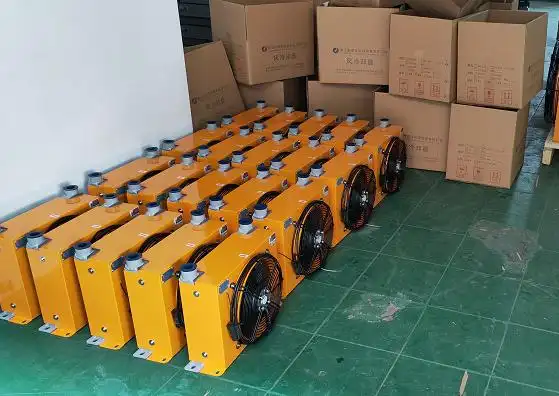 100升液压油冷却器ah1012发货