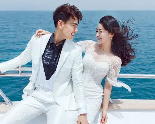 小娘惹男主戴向宇妻子是我们熟悉的她差6岁姐弟恋好甜