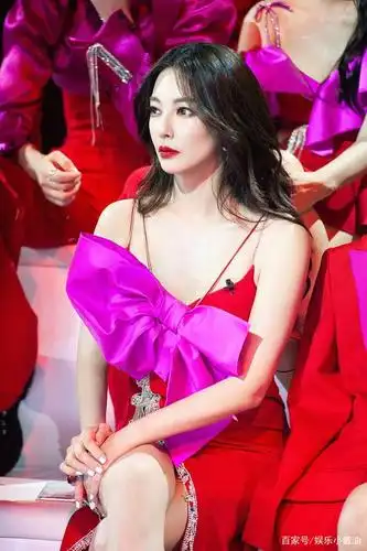 《乘风破浪的姐姐》张雨绮造型盘点,有一种老娘天下最美的感觉!