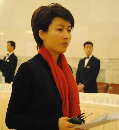 著名央视主持人王小丫最新消息:病床上19字留言催人泪下