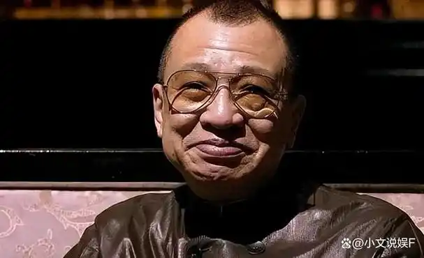 许绍雄:74岁香港金牌男配,家世显赫出身名门,甘愿做配角