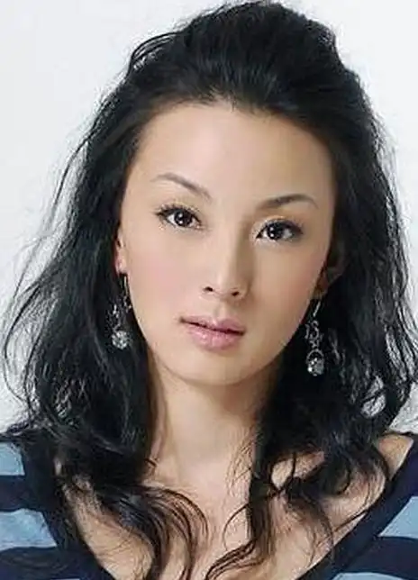 yan zhu 演员 172cm 关注 影人排名 10000  粉丝 累计票房 97.98