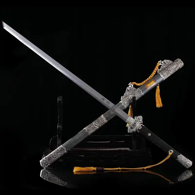 为什么中国古代会有"陌刀出手,人马俱毁"的说法?