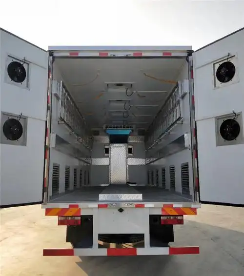 东风68米鸡苗运输车生产雏禽运输车空调鸡苗车价格