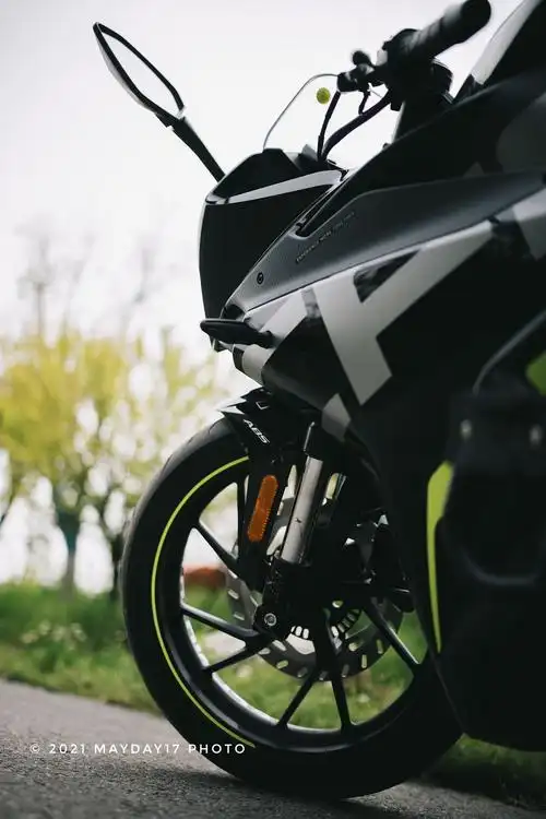 机车|摄影|产品摄影|极制设影 - 原创作品 - 站酷 (zcool)