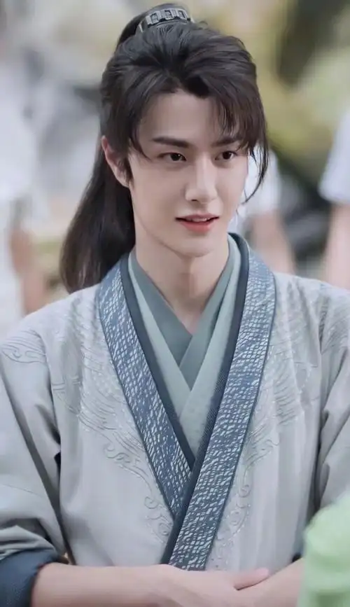 有一种养眼叫王一博穿汉服潇洒又帅气谁看了不动心