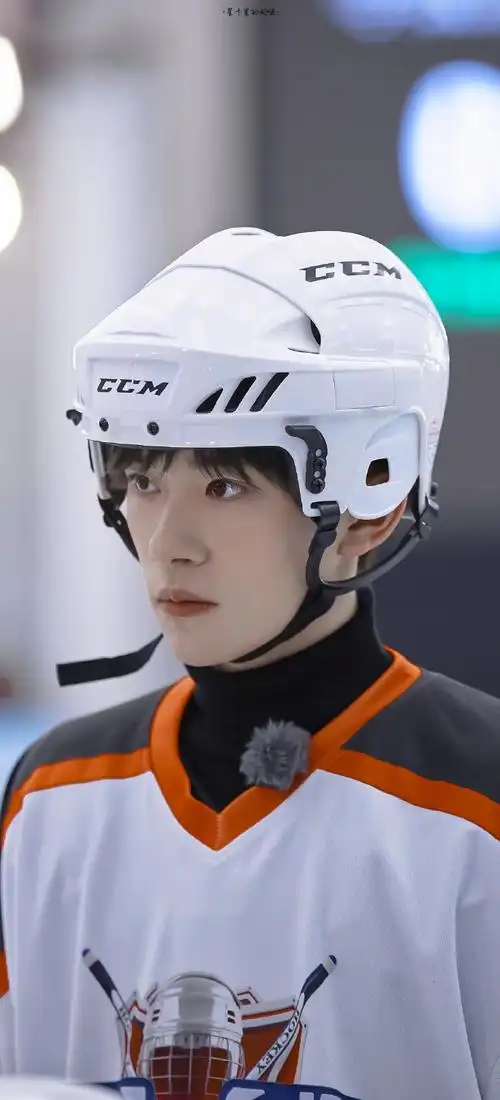 tfboys超话#易烊千玺#易烊千玺/一起打球吧!