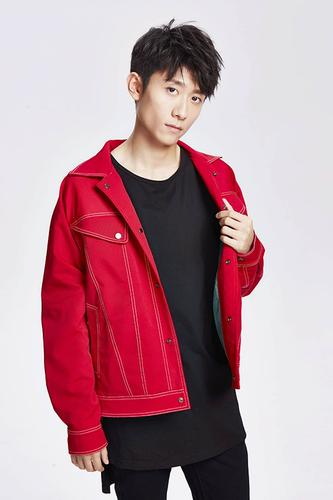 张一山明星海报制作来图定做周边个人写真寝室房间装饰画贴画1601