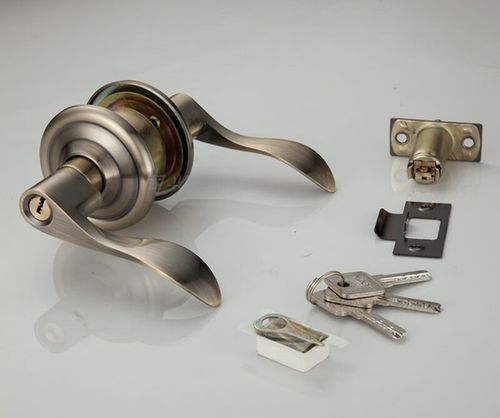 门锁圆木门锁铜芯铁匙 60mm中心距配5公分短舌 35-50mm 左内 带钥匙