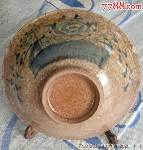 民国青花开片瓷大碗品相如图有瑕疵