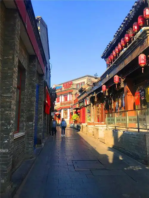 刘勇良手机纪实摄影:北京烟袋斜街