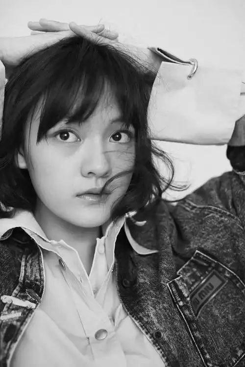 真嘉年华   (2017)饰 小米心理罪之城市之光   (2017)饰 廖亚凡邓恩熙