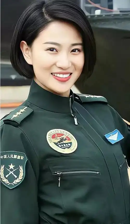 最美军中绿花,侯梦莎_网易订阅