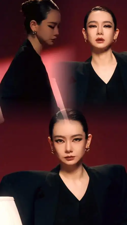 戚薇很新的四开门冰箱造型