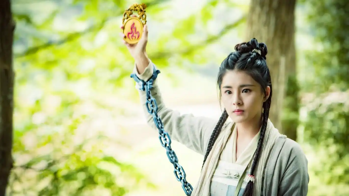 新倚天屠龙记小昭成神助攻许雅婷美的让网友舍不得眨眼