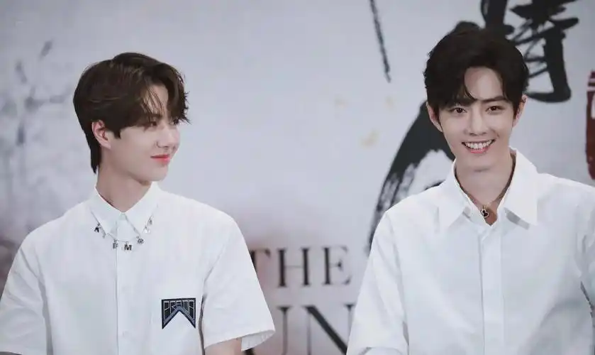 肖战王一博对话录音曝光,博君一肖cp粉磕糖吃抄手,二人聊天有点"甜"