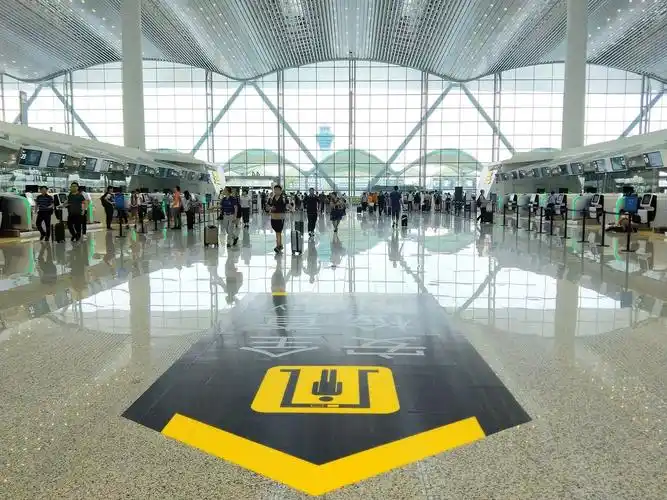 拍摄于广州白云机场t2国际候机厅