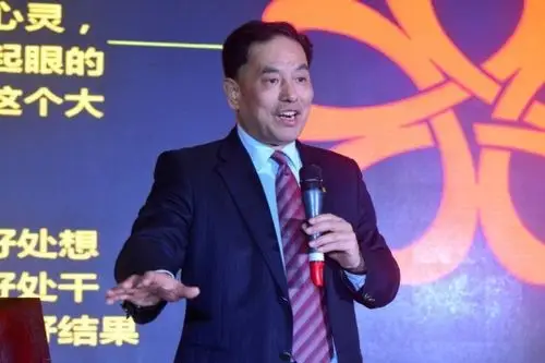 陶一山获评发展非公经济和中小企业先进个人