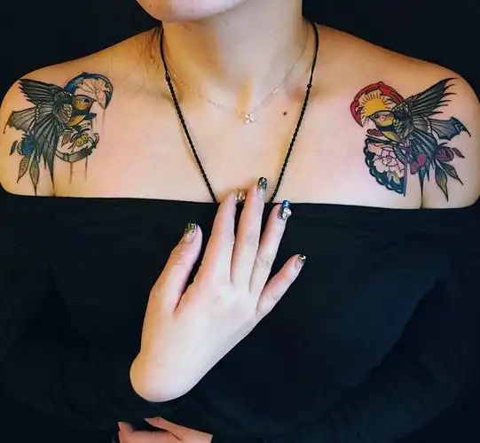 飞鸟纹身图片_成品肩部欧美静物动物小清新彩色鸟情侣腰部纹身图案