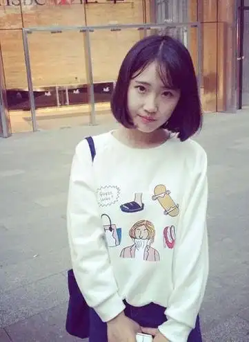 miya 学生mm是最追求时尚的群体,最近两年 女生短发发型女中学生剪