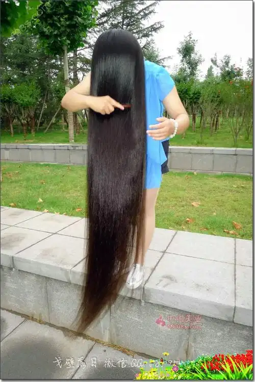 长发拖地的80后长发模特-戈壁落日长发模特3