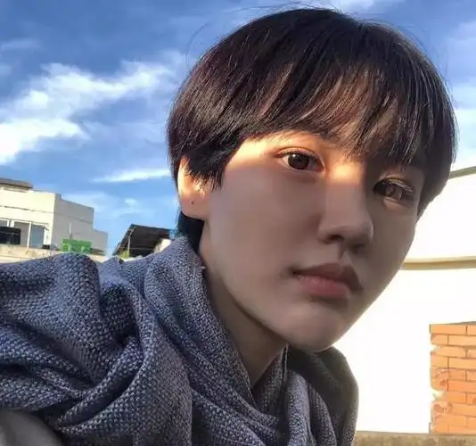 鹅蛋脸适合什么短发什么样的女人适合短发