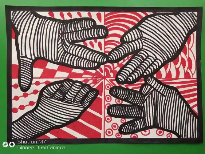 第五课《线条画.神奇的手》