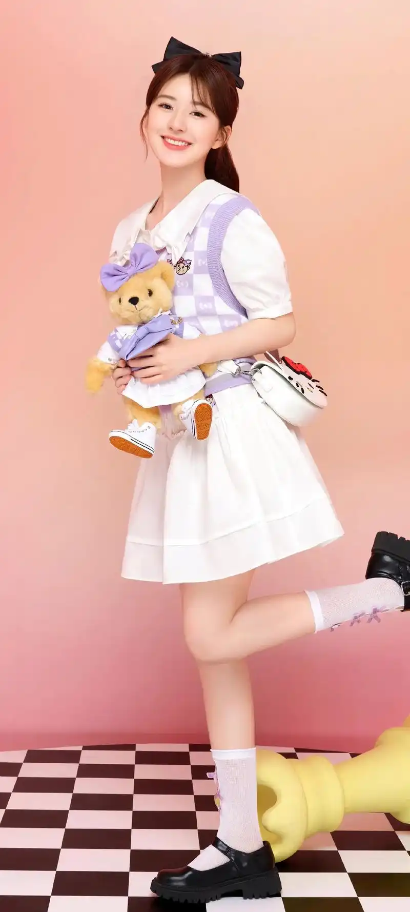 赵露思全面屏手机壁纸