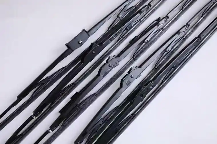 雨刷 #高清静音  #重汽#重汽雨刷#汽车雨刷  - 抖音