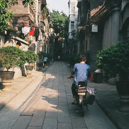 2015,广州荔湾文昌北路耀华大街