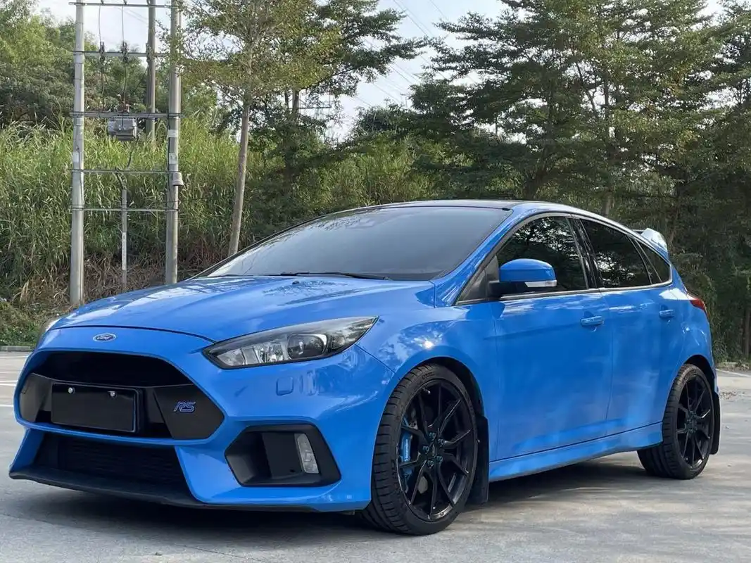 福克斯rs赛道版    福克斯rs赛道版2.