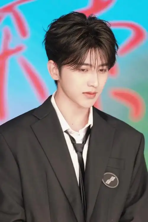 kun##蔡徐坤新歌rideordie