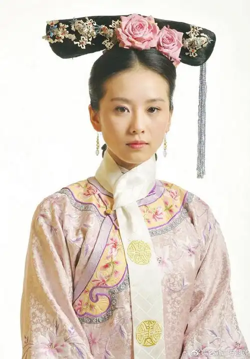 步步惊心:难怪若曦会被四爷强吻,四爷教她骑马时,你看她干了啥