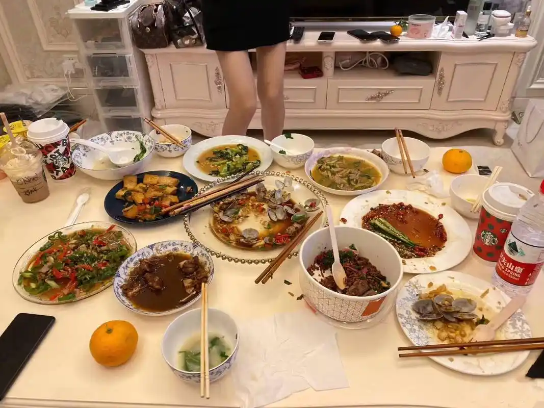 吃饭看聊,扩张一下脑神经.