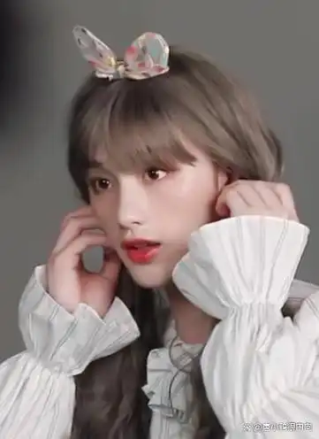 时代少年团女装有多美?躲过马嘉祺,逃过宋亚轩,却被丁程鑫缠住了