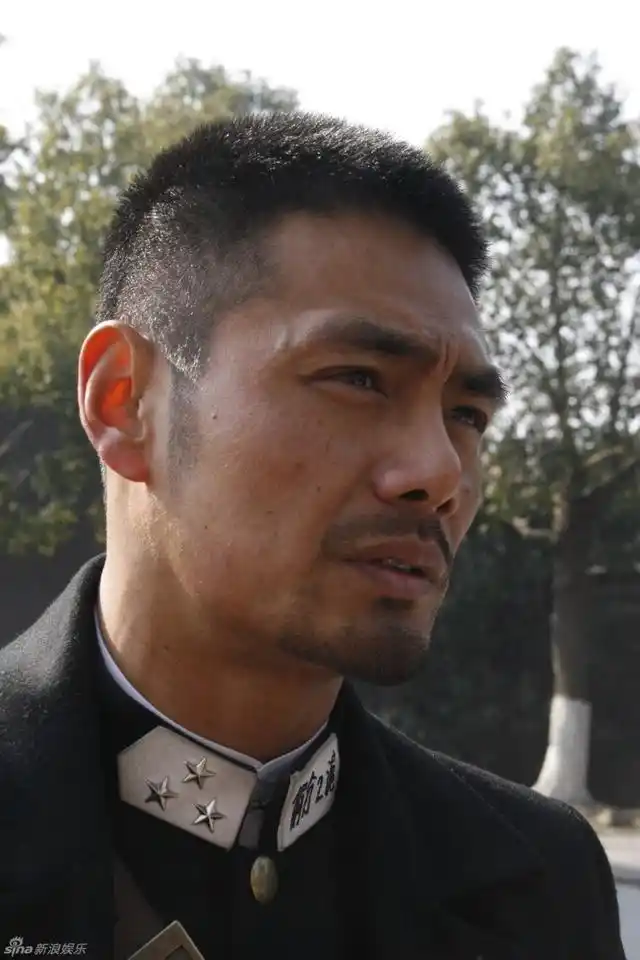 帅气硬汉邵兵写真