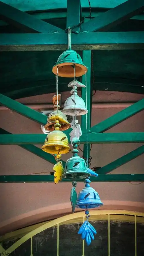 唯美文艺风铃静物图片手机壁纸