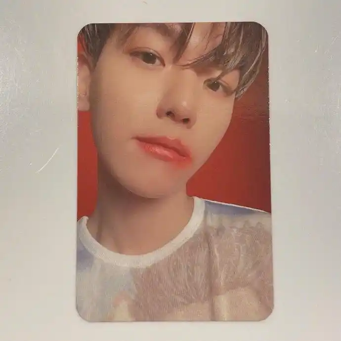 确认过眼神,是想马上收入囊中的美貌!伯贤《delight》k版小卡正体公开