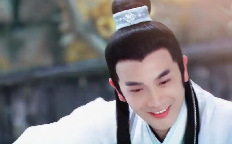 古装男神张智尧为旅行学会6国语言45岁感情净如白纸