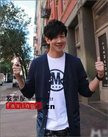 林俊杰斜庞克修颜短发造型,成熟稳重,简直太帅了!