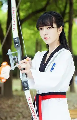 曲光雅(《旋风少女》中人物)_石塘网