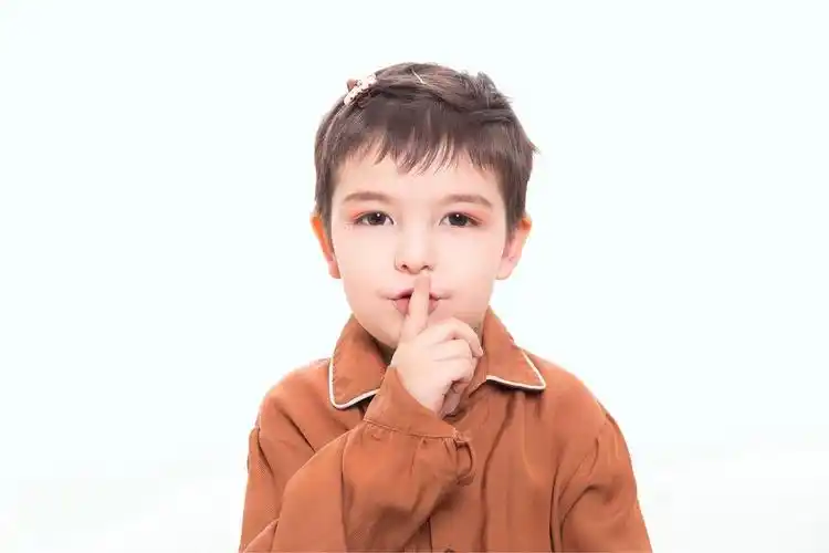 马甲甲color的儿童摄影作品《活泼可爱 开开心心》