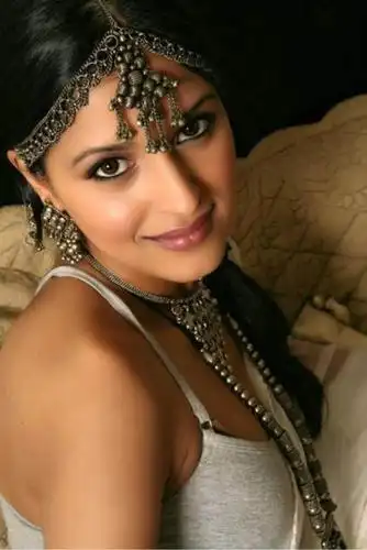 "强奸之国"印度混血美女,种姓制度制约平等,神奇民族各种开挂