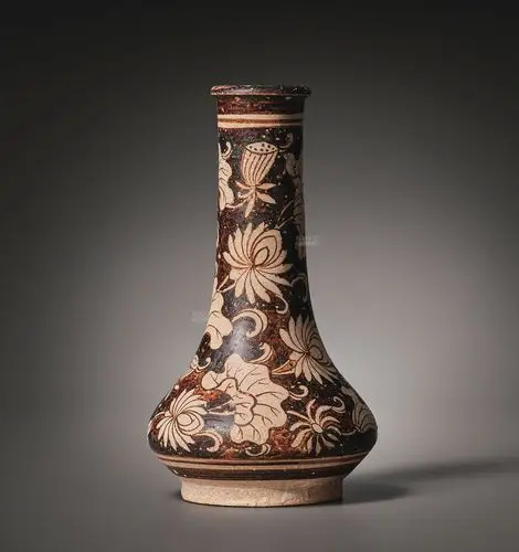 元 吉州窑酱地白花长颈瓶