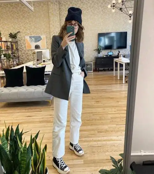 帆布鞋配什么裤子好看(帆布鞋适合穿什么裤子)插图(7)