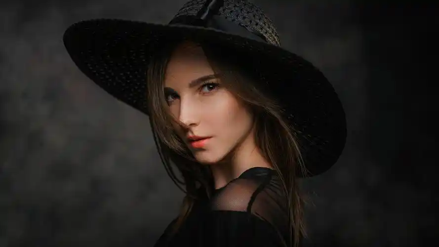 精选性感欧美女星高清写真宽屏壁纸