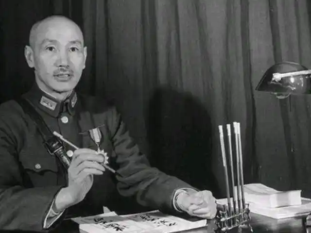 1921年王采玉病逝,蒋介石死活不让母亲和父亲合葬,原因为何?